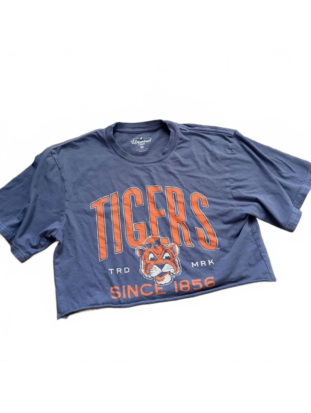 Unwind League auburn Tigers Cropped Graphic T-Shirt Size M